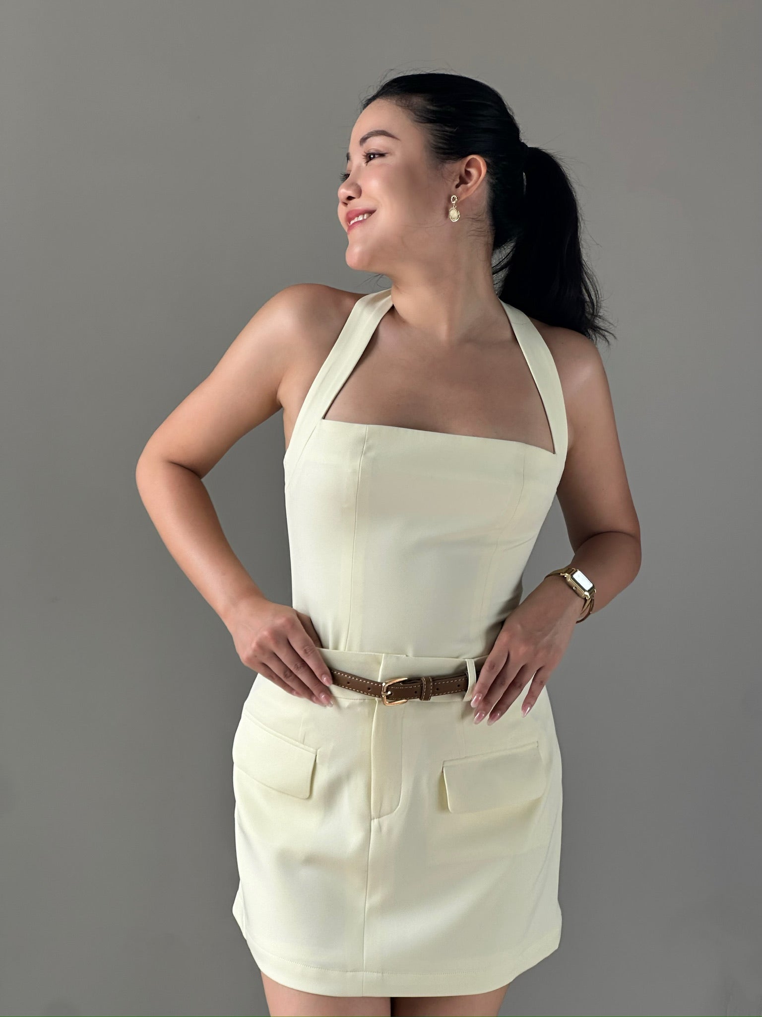 HALTER SQUARE TOP