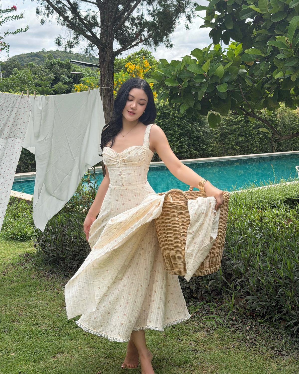 Dreaming of a slow life in Provence ☀️🌸 〰️ Rosalia midi dress in cream floral〰️ Rosette set (maxi) in cream floral#rv...