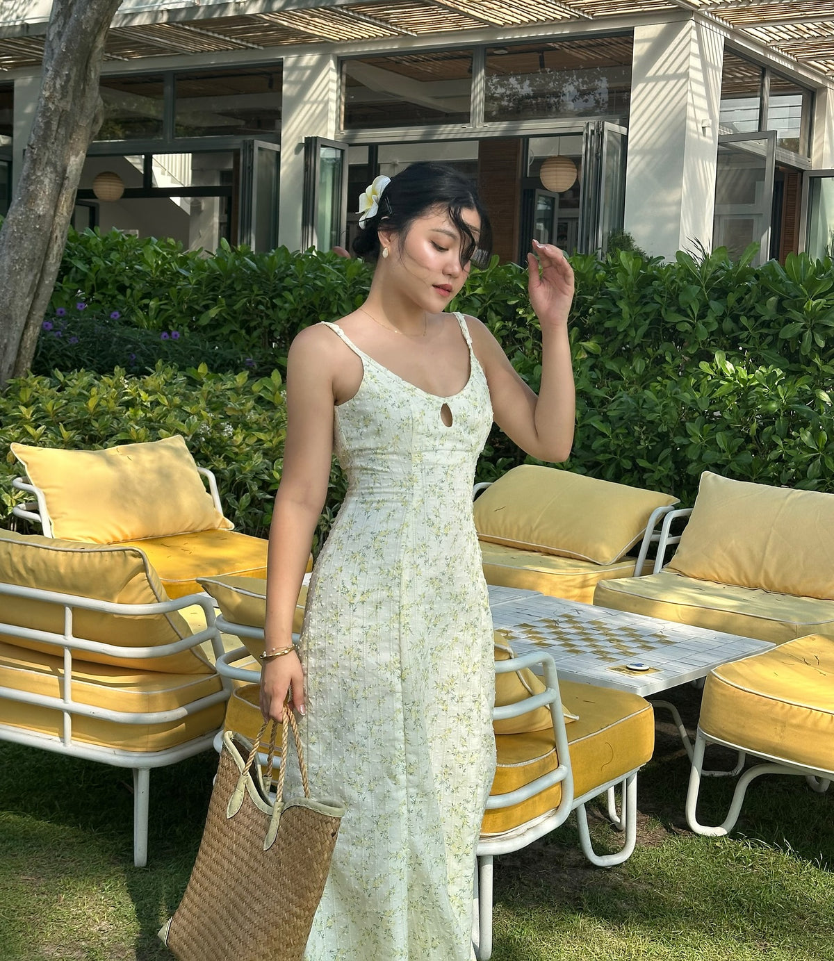 Wildflower maxi dress in yellow 💛🌻〰️Price: 2,990.-〰️ Size: Xs - bust 31; waist 25; hips 36S - bust 33; waist 27; hips...