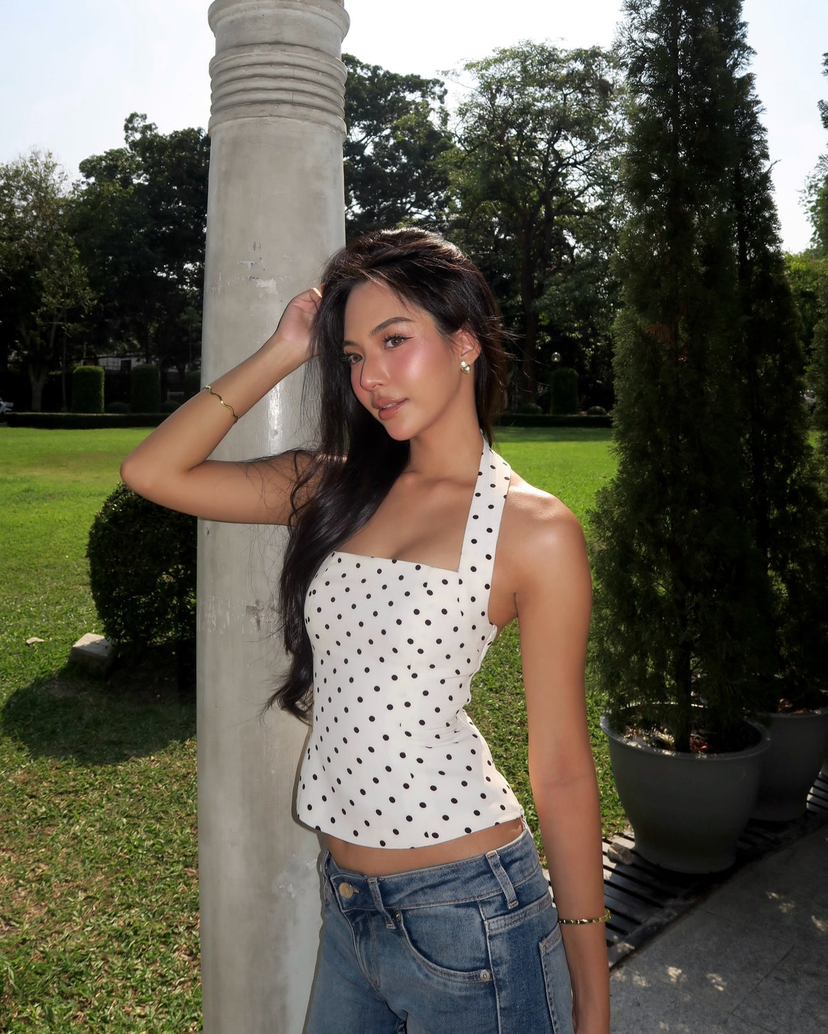 Spotted k. @nurseknt in Halter square top (white polka dot) 🤍🖤#rvessentialshaltersquarenecktop