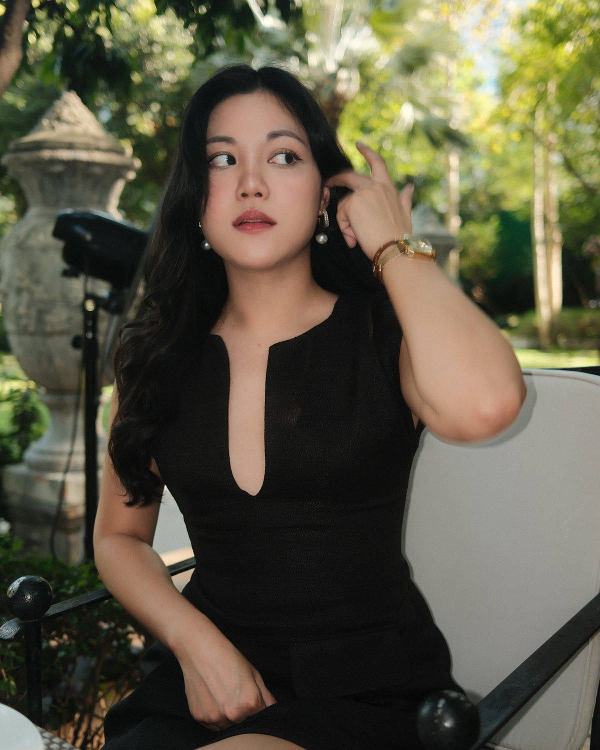 Our most loved mini dress is now back in stock with new shade 🖤〰️ Fabric: Tweed〰️ Color: Black, Cream〰️ Price: 2,890....