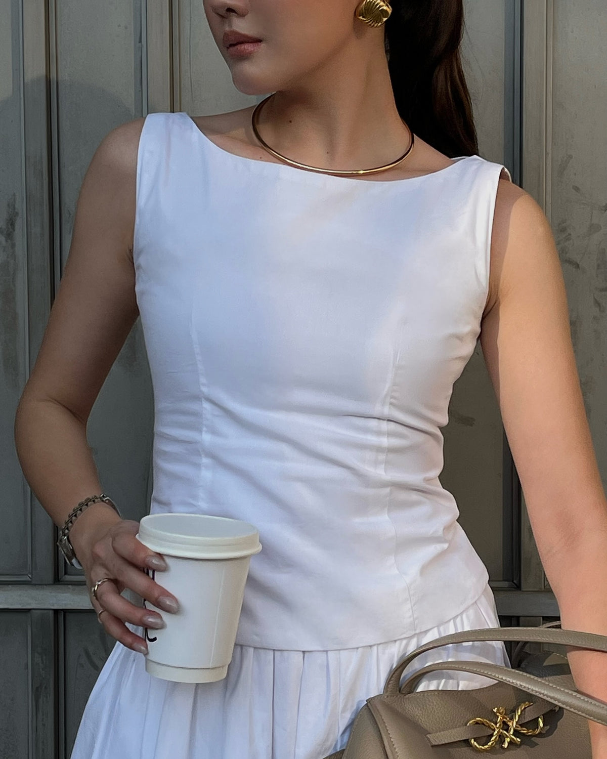 Spotted K. @iundd in Lady set 🤍〰️Essential Lady Top 1,390.-〰️Essential Lady Skirt 1,990.-#rvessentialsladytop #rvesse...