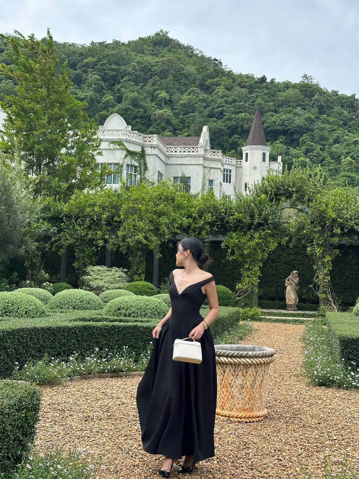 Vivienne maxi dress is now available via Lazada, Shopee 🦋#rvviviennemaxidress
