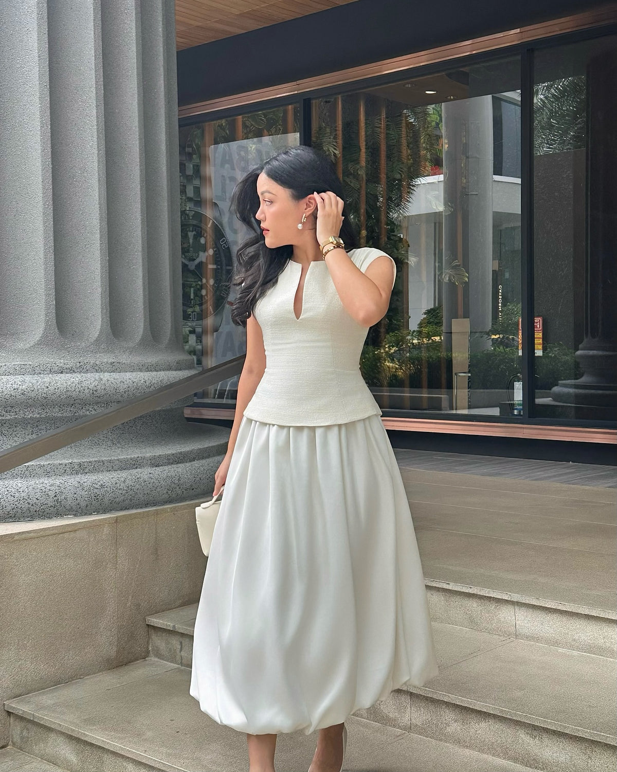 Available now on Shopee, Lazada 🤍〰️ Blair top 1,990.-〰️ Blair Balloon skirt 2,590.-#rvblairtop #rvblairballoonskirt