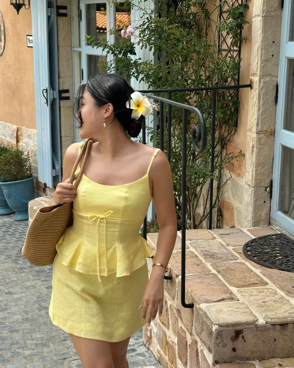 Shade of summer 🍋〰️ Amelie top 2,490.-〰️ Amelie skirt 1,890.-#rvamelietop #rvamelieskirt
