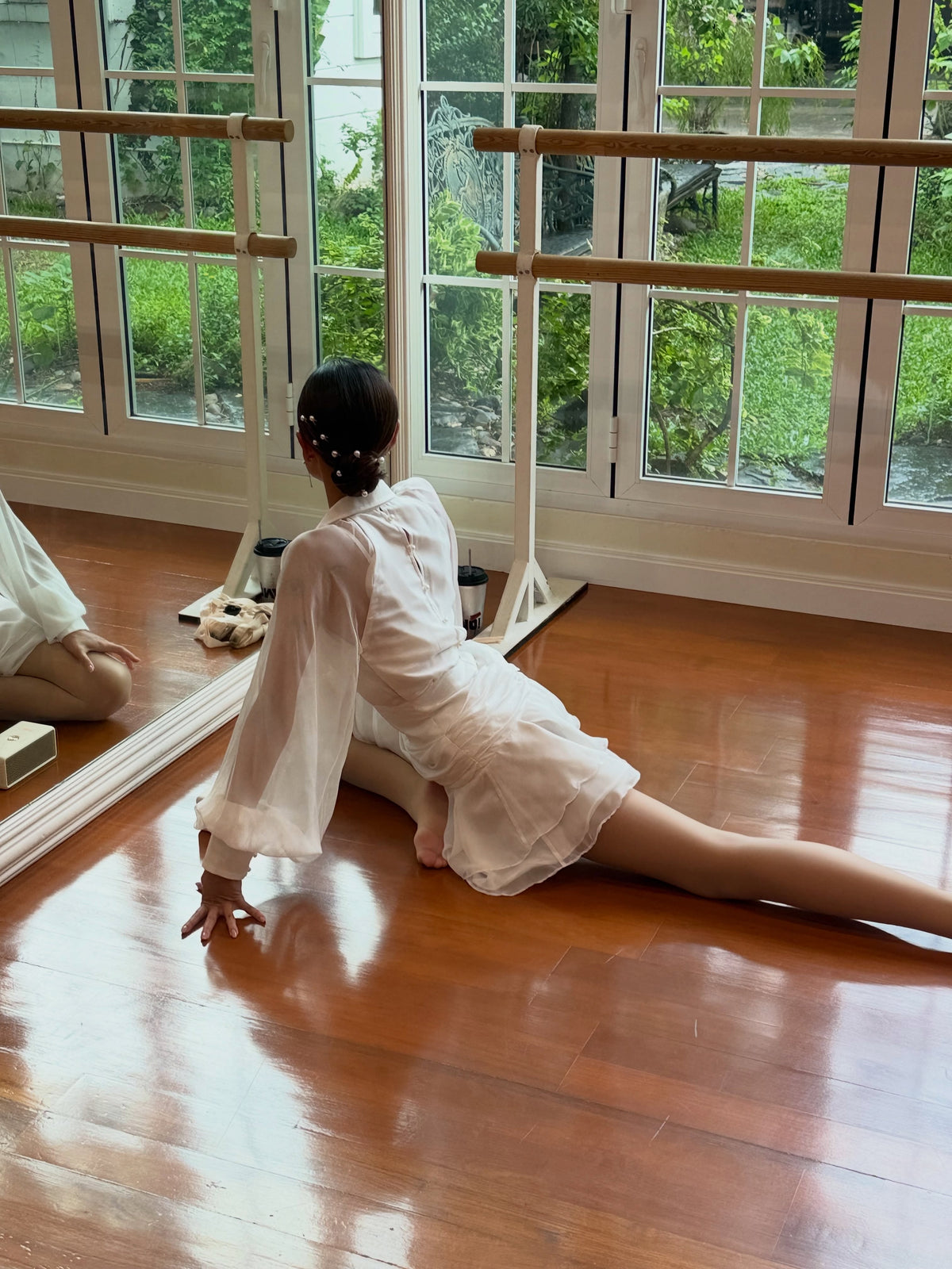 Softness was never weakness.Inspired by the quiet strength of ballet, Soft City Poise is a collection that celebrates...