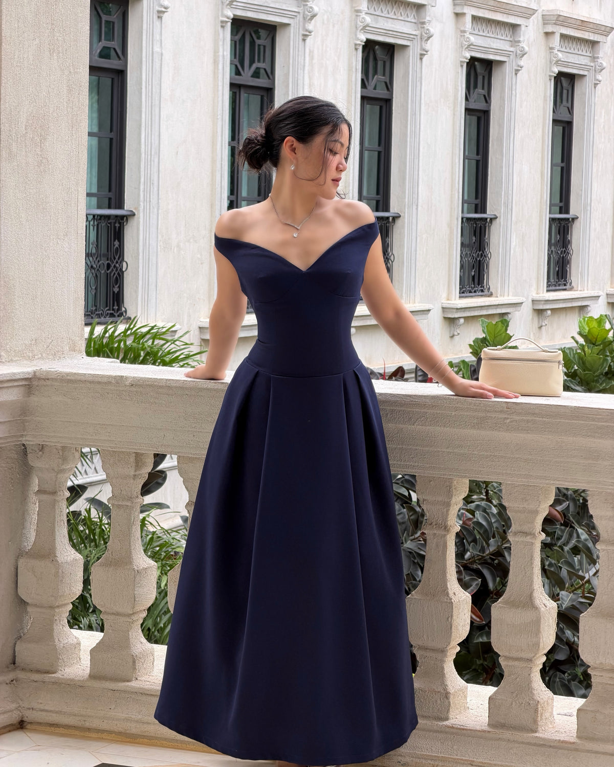 Claudia maxi dress in navy 🤍#rvclaudiamaxidress
