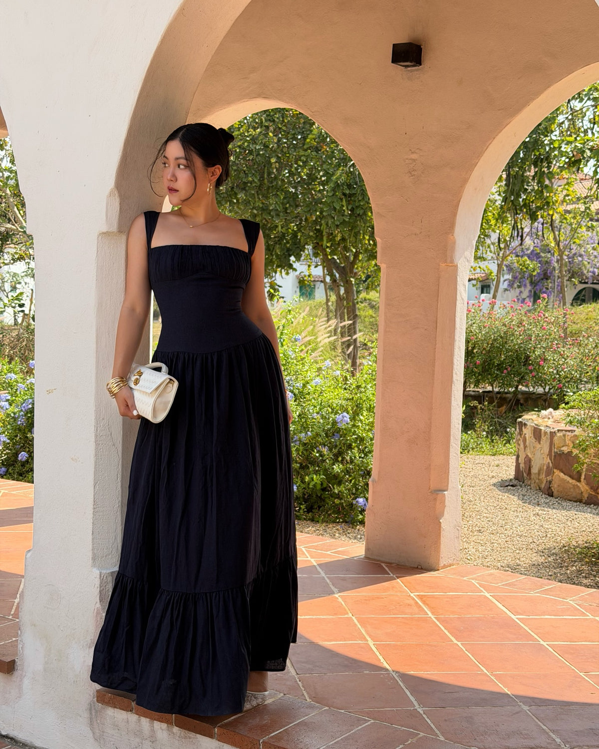 The Sicily cotton linen maxi dress , now in navy. 💙#rvsicilycottonlinenmaxidress