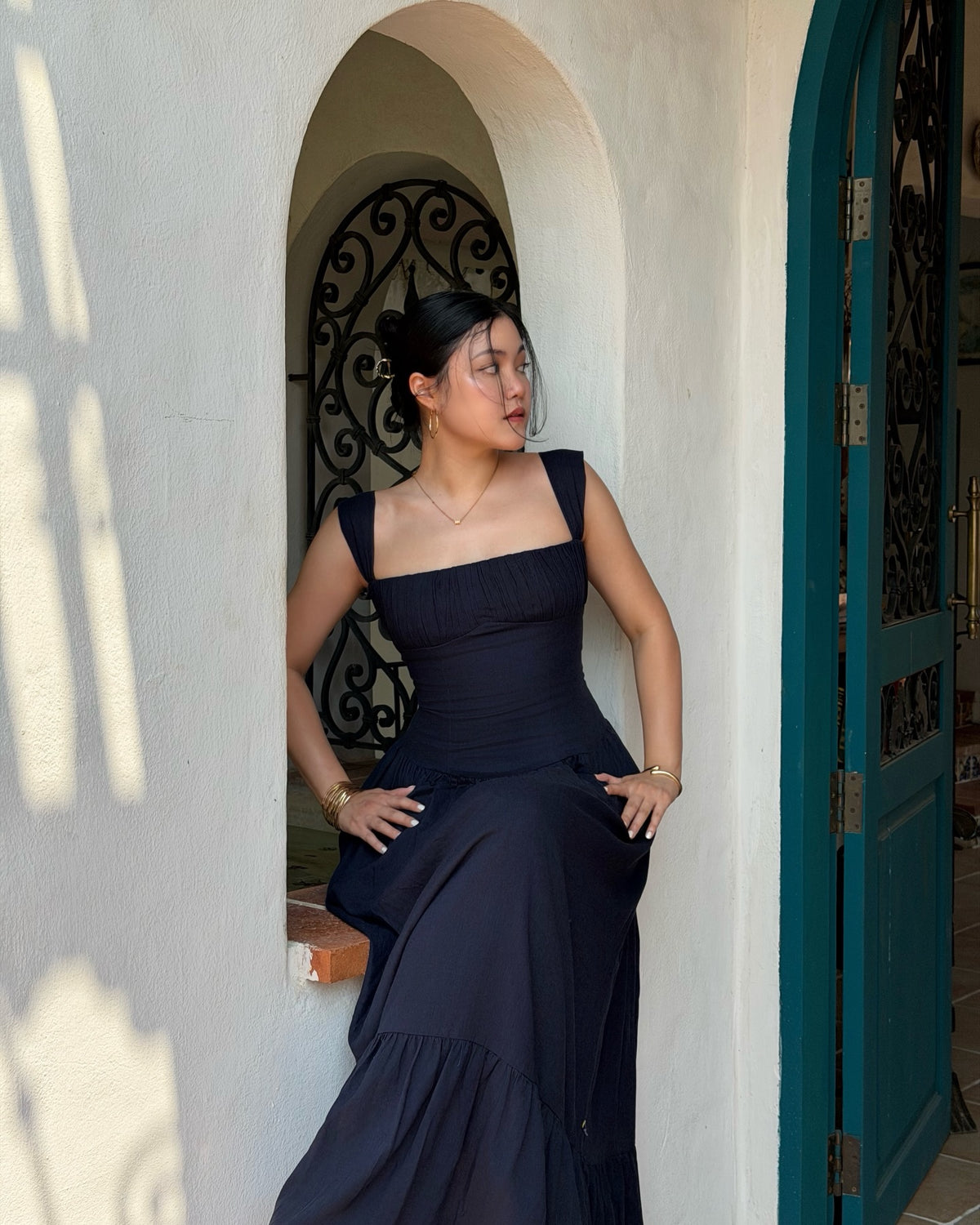 The Sicily cotton linen maxi dress , now in navy. 💙#rvsicilycottonlinenmaxidress