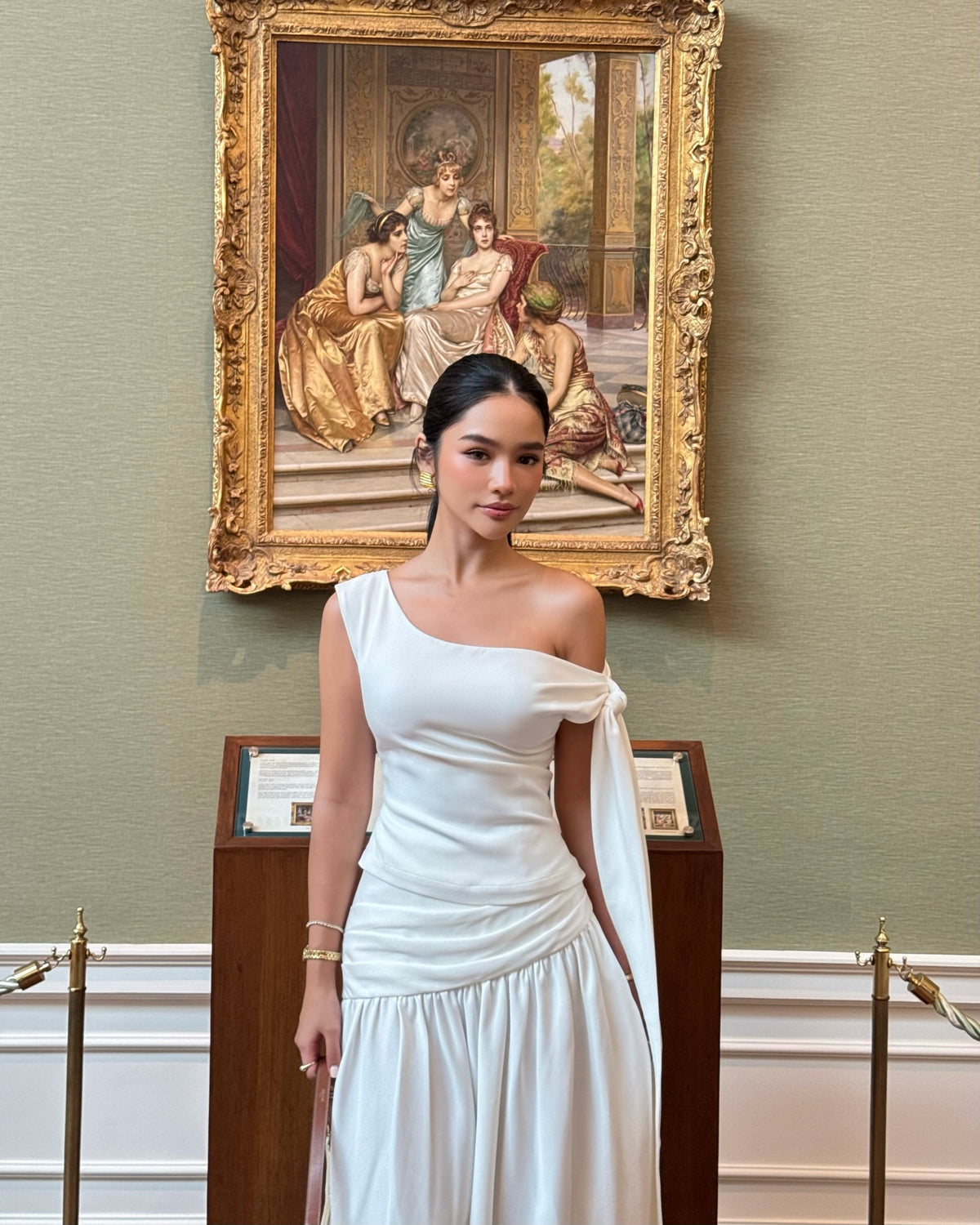 Spotted k. @pingvibes looking stunning in Noelle set@🤍#rvnoelletop #rvnoelleskirt