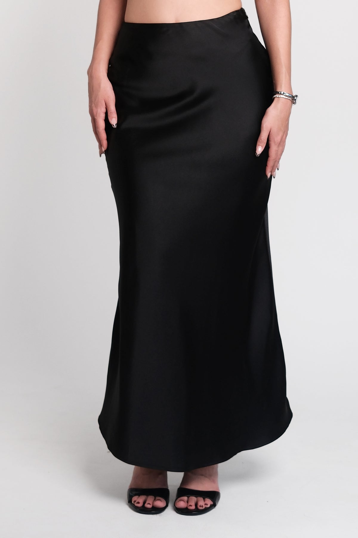 Fish Tail Skirt Black (Satin)