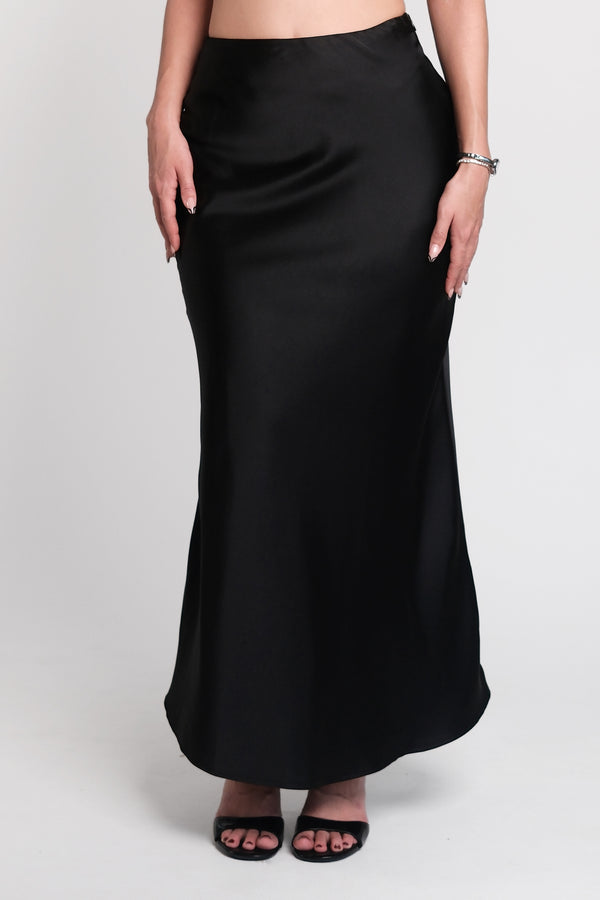 Fish Tail Skirt Black (Satin)