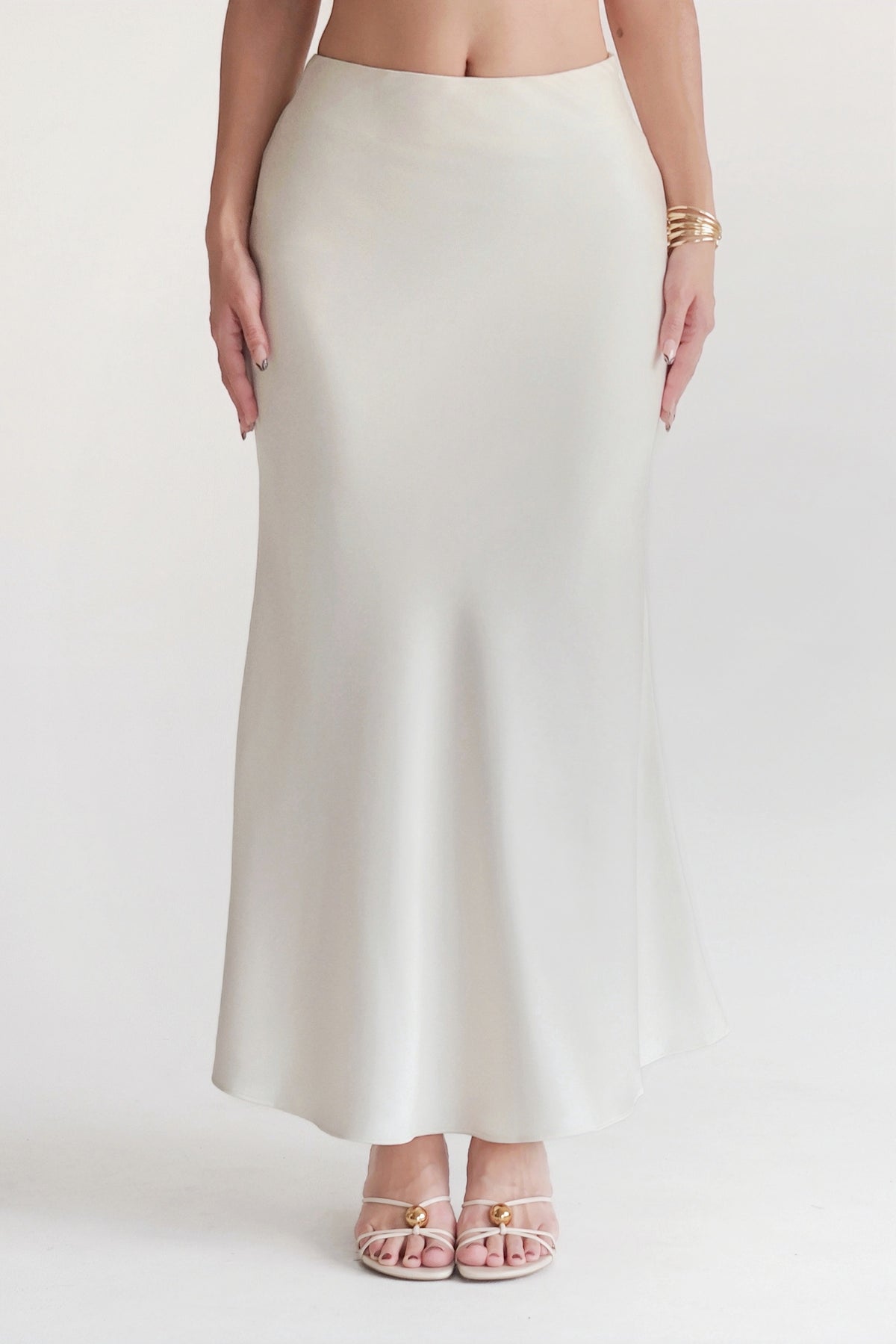 Fish Tail Skirt Cream (Satin)