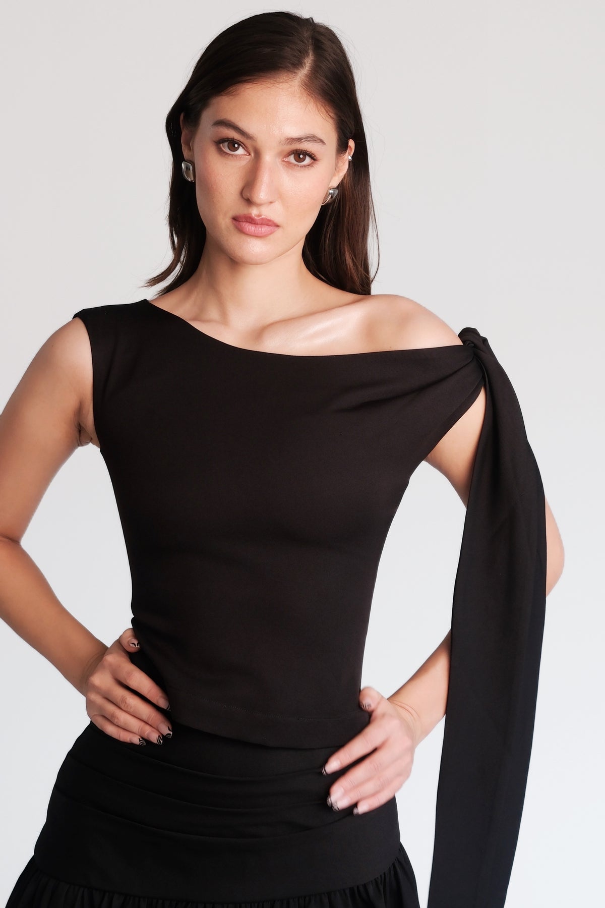 Noelle Bow Top Black