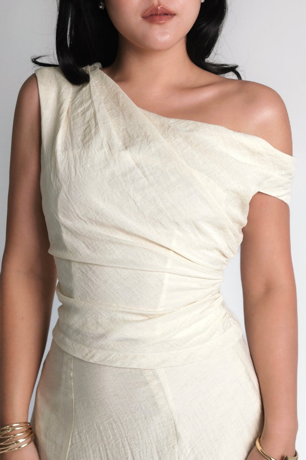 Asymmetric Top Cream