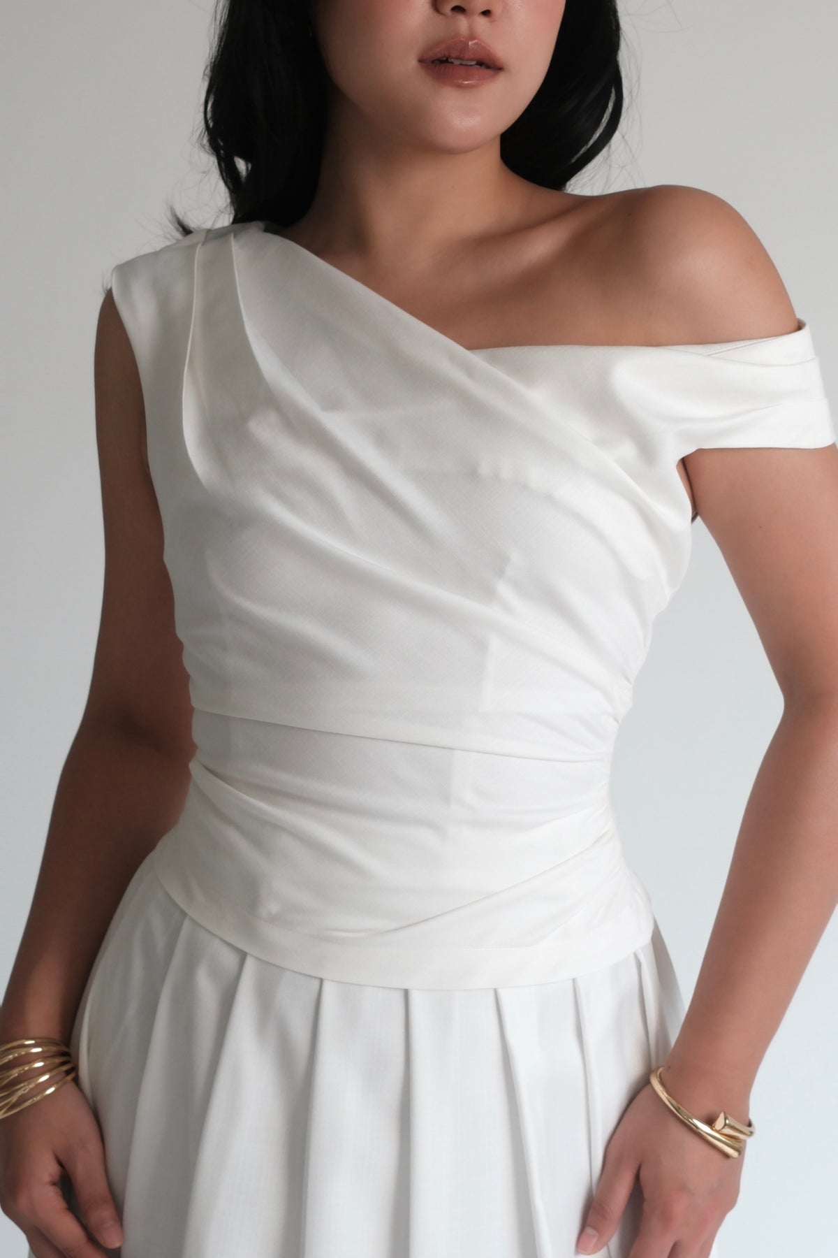 Asymmetric Top White (Wool Blend)