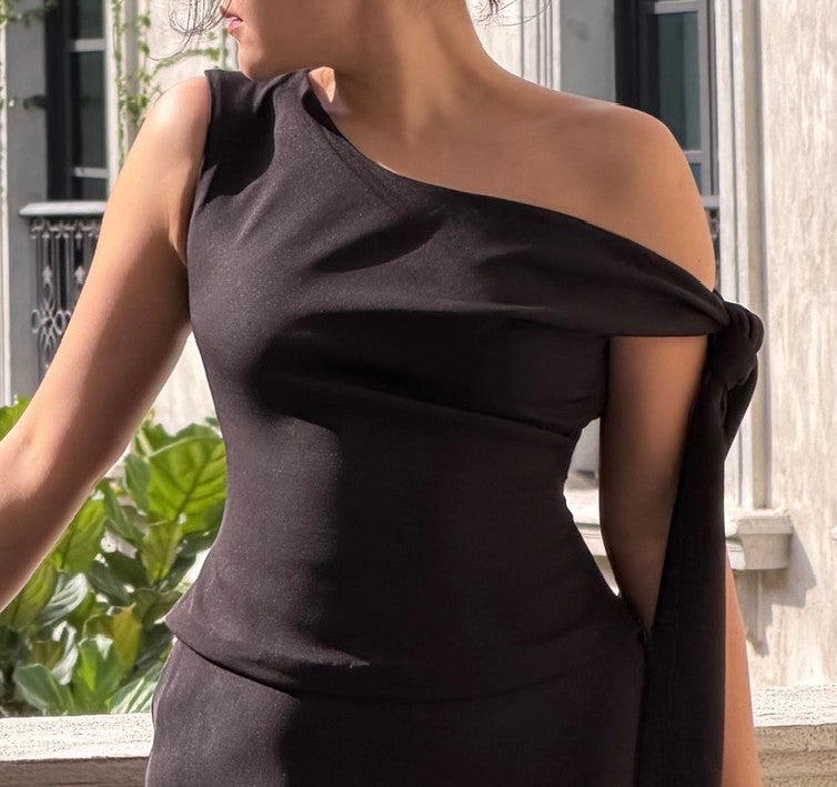 [Pre-Order] Noelle Set - Bow Top & Skirt