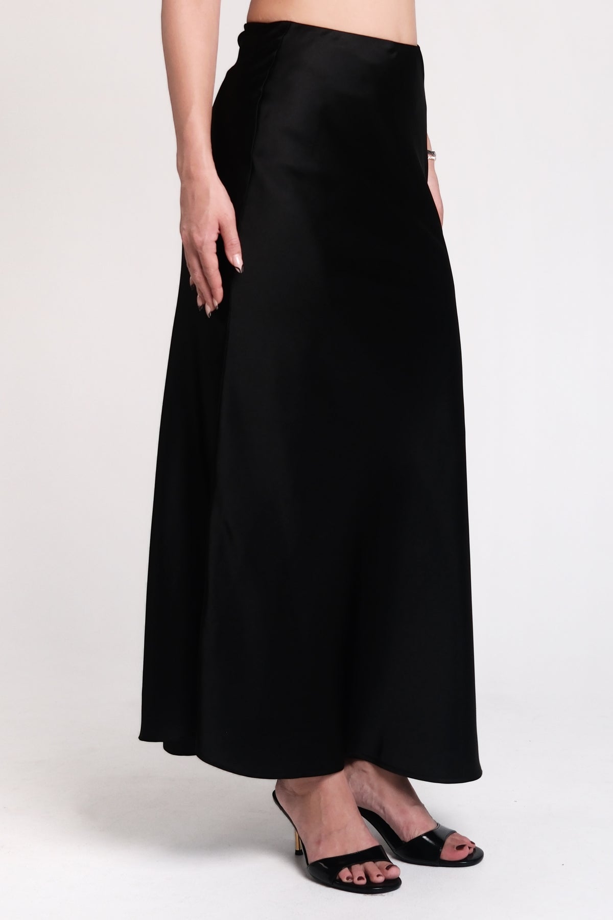 Fish Tail Skirt Black (Satin)