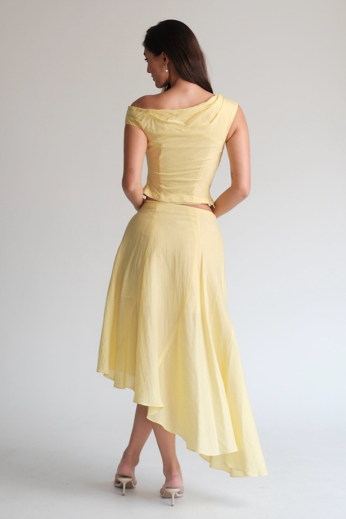 Asymmetric Top Yellow