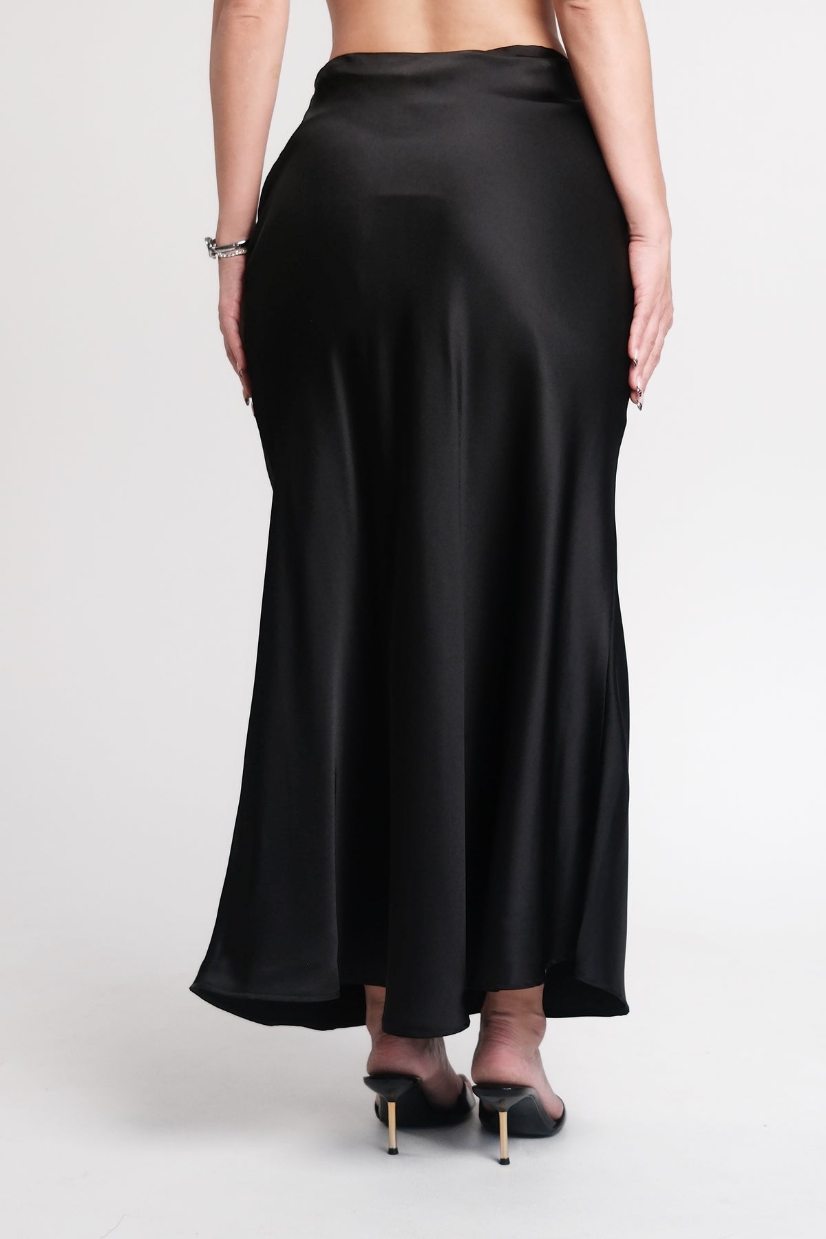 Fish Tail Skirt Black (Satin)