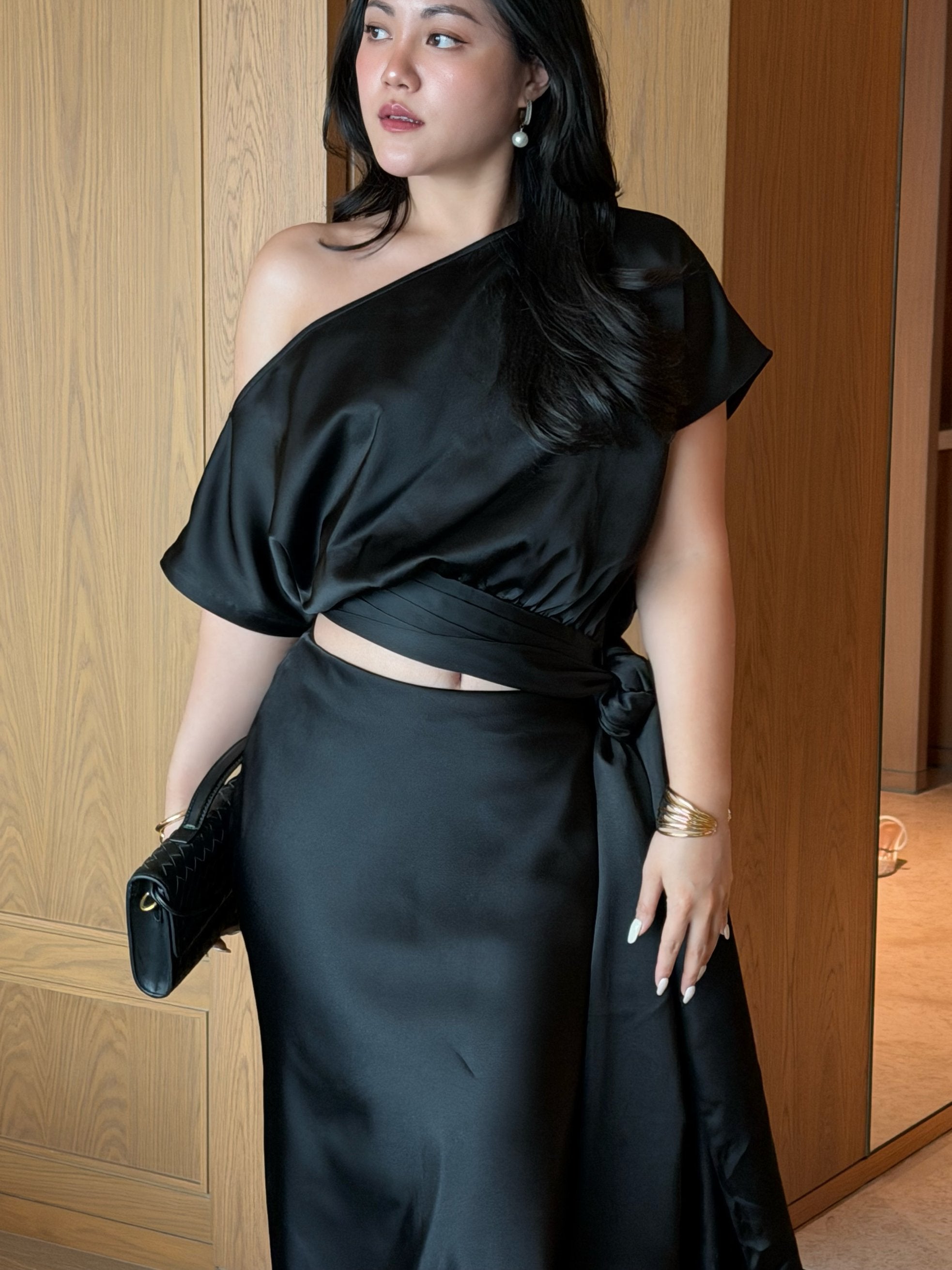 [Pre-Order] Satin Drape Waist Top