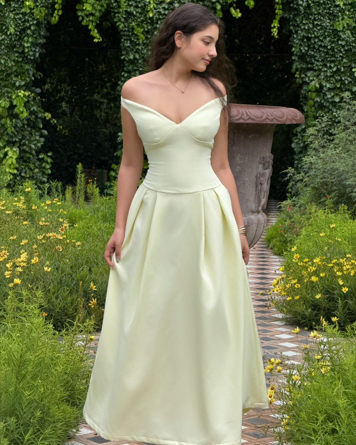 [Pre-Order] Claudia Maxi Dress