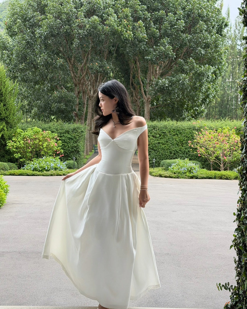 [Pre-Order] Claudia Maxi Dress