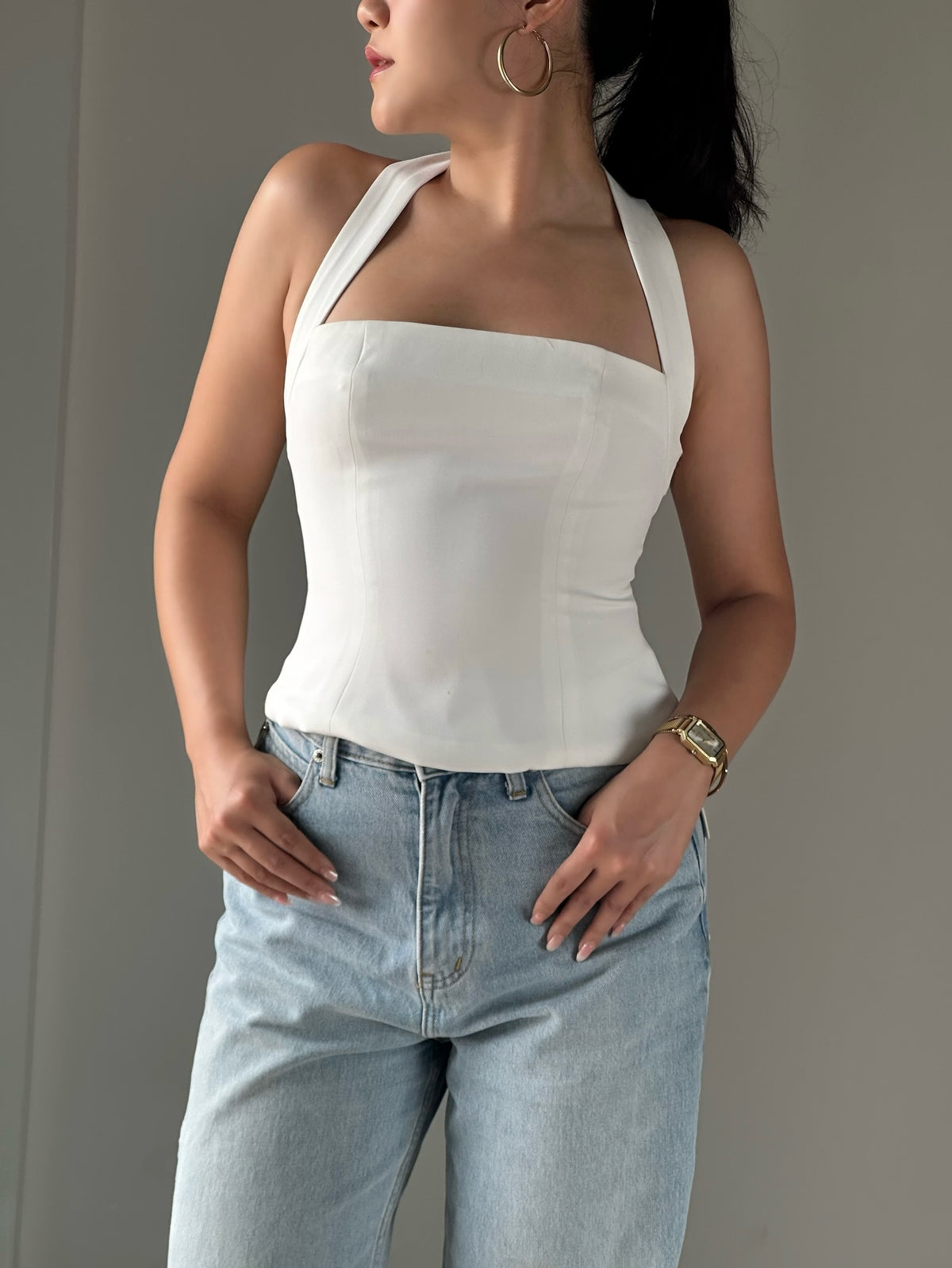 Effortless, flattering, city-ready.The kind of piece that dresses up your jeans—without trying too hard.#rvessentials...