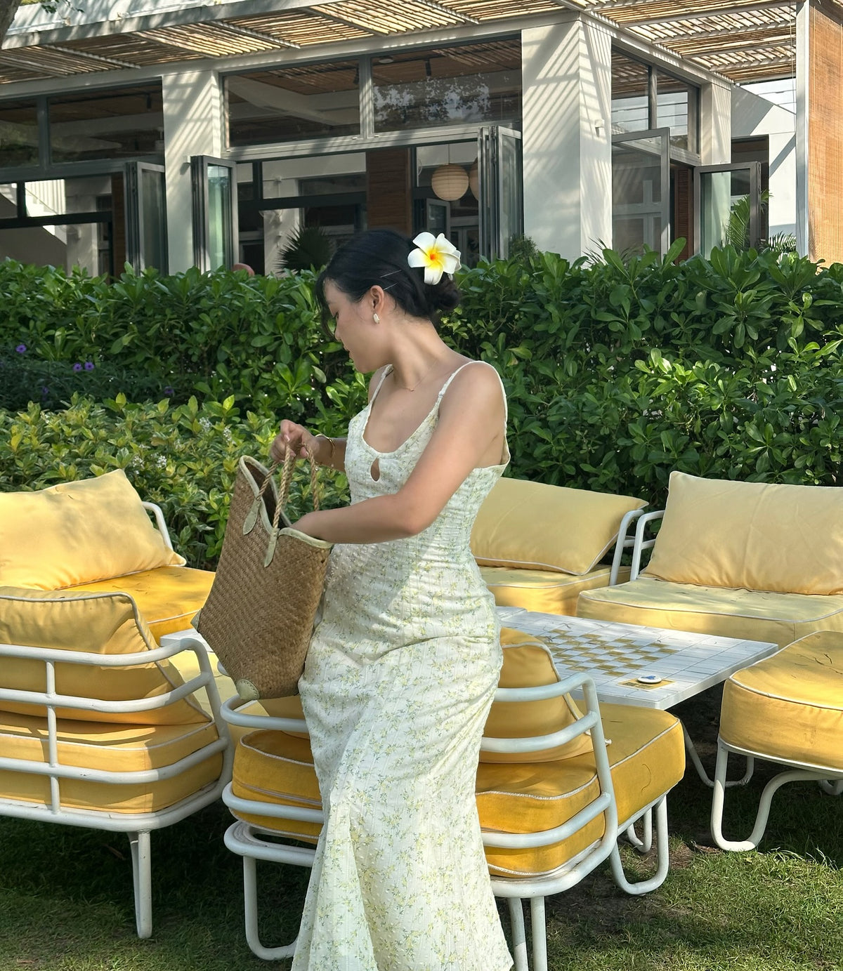 Wildflower maxi dress in yellow 💛🌻〰️Price: 2,990.-〰️ Size: Xs - bust 31; waist 25; hips 36S - bust 33; waist 27; hips...