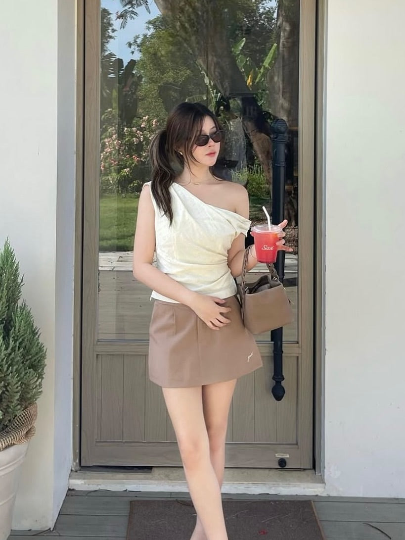 Spotted k. @pntske in Asymmetric top 🤍#rvessentialasymmetrictop 1,990.-