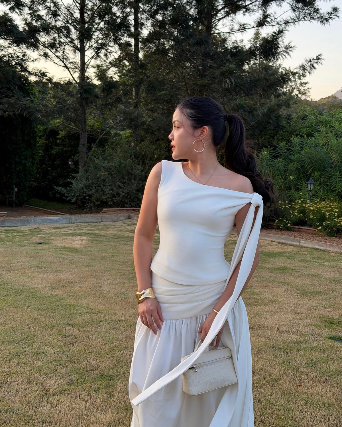 For holiday dinners, quiet nights out, and moments you want to feel beautiful — Noelle top 🤍Matched with 〰️Noelle ski...
