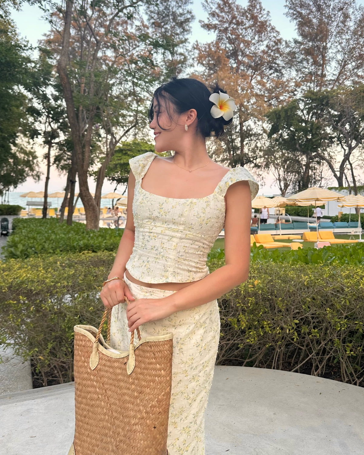 Wildflower set in yellow 💛🌸 Wildflower top〰️price: 1,590〰️ size:Xs - bust 31 waist 25S - bust 33 waist 27M - bust 35 ...