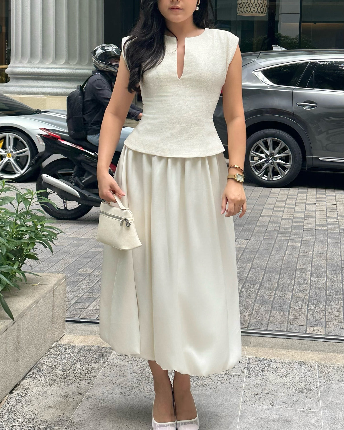 A perfect contrast on texture — Blair Top in tweed matched with Blair Balloon Skirt in satin.〰️Blair top 1,990.-〰️Bla...