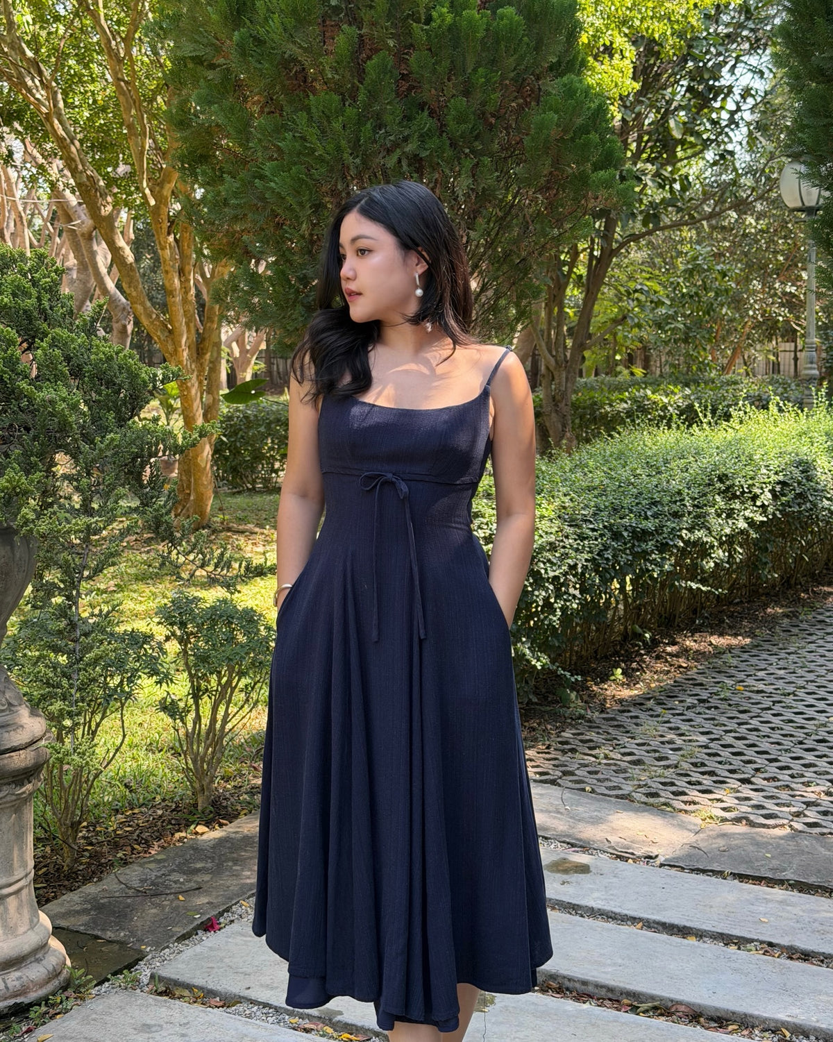 Slow day in Amelie dress (navy) 💙#rvameliedress