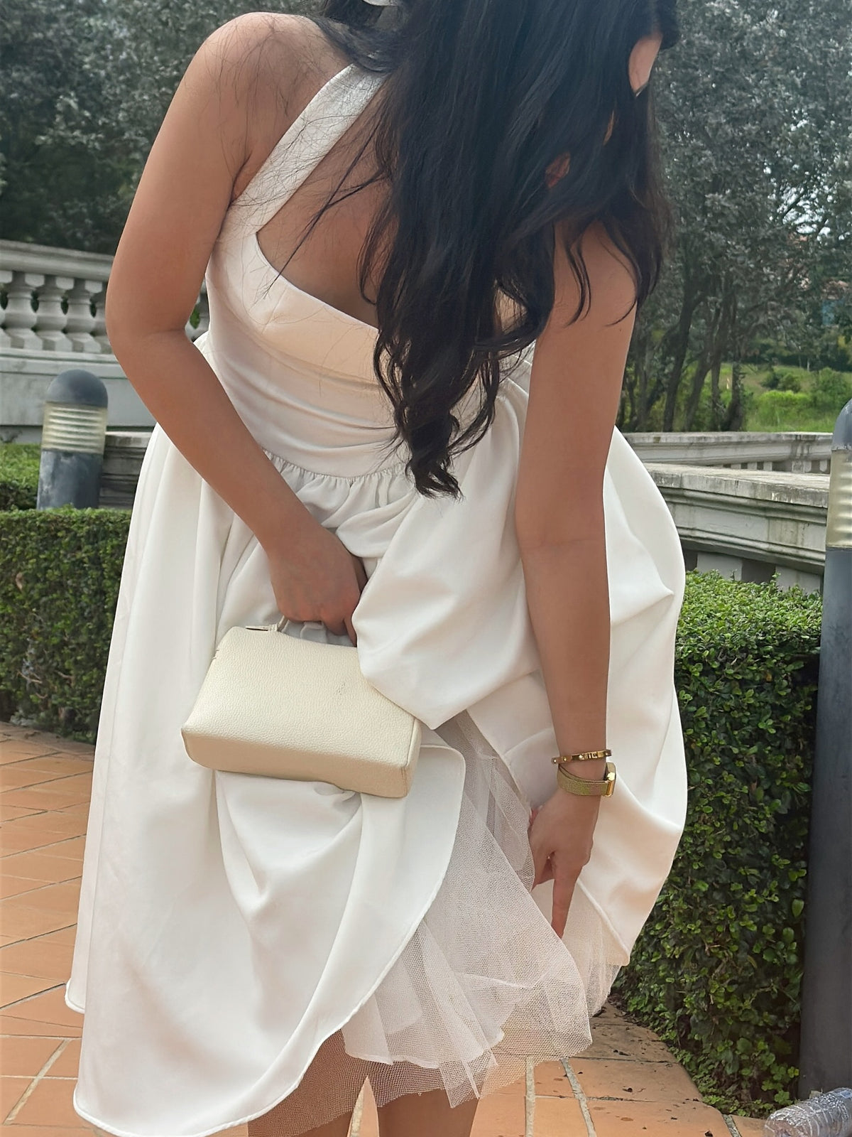 Elodie Maxi Dress 🤍The Elodie MaxiDress features a flattering neckline and fitted waist, paired with a mesh-layered s...