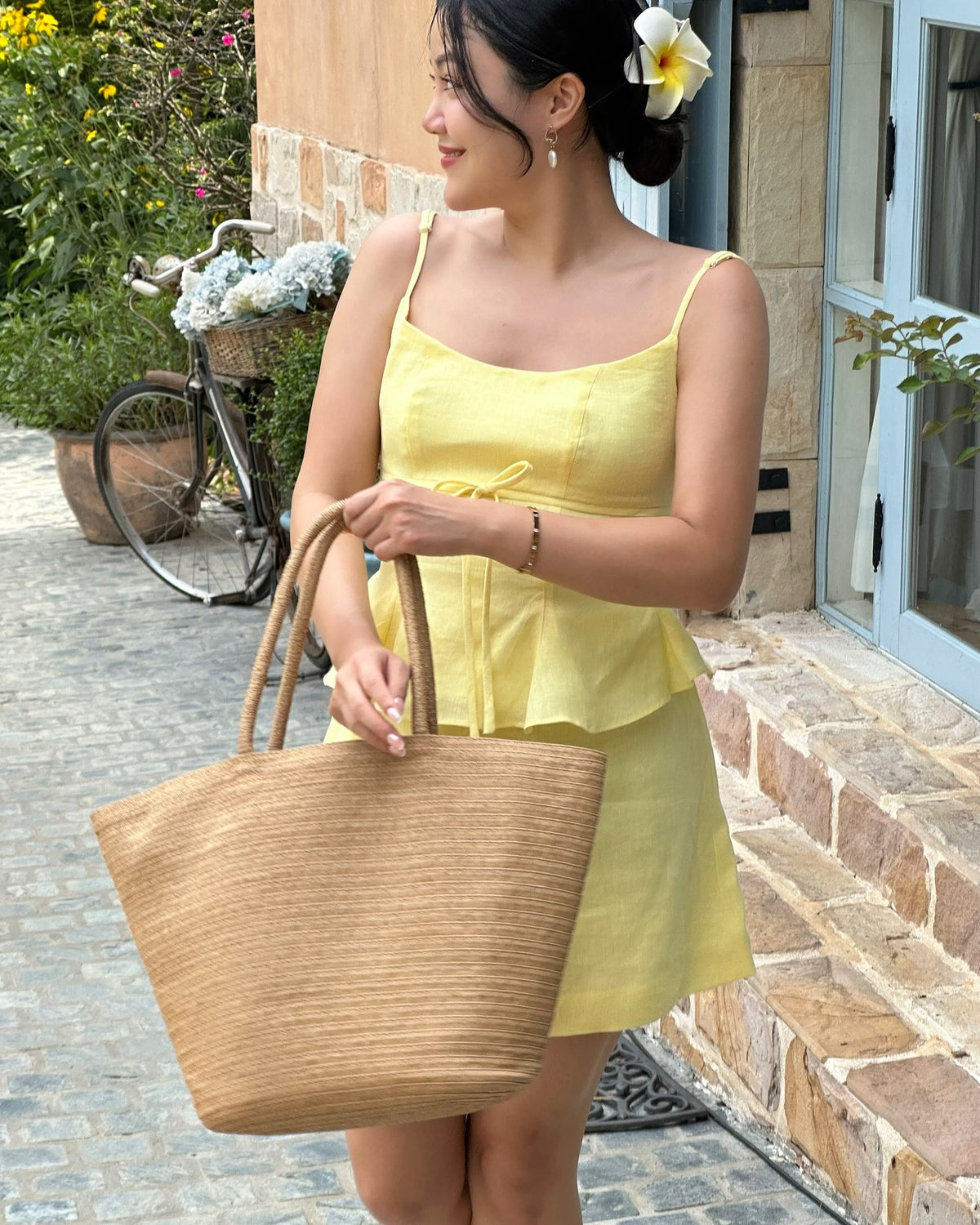 Shade of summer 🍋〰️ Amelie top 2,490.-〰️ Amelie skirt 1,890.-#rvamelietop #rvamelieskirt