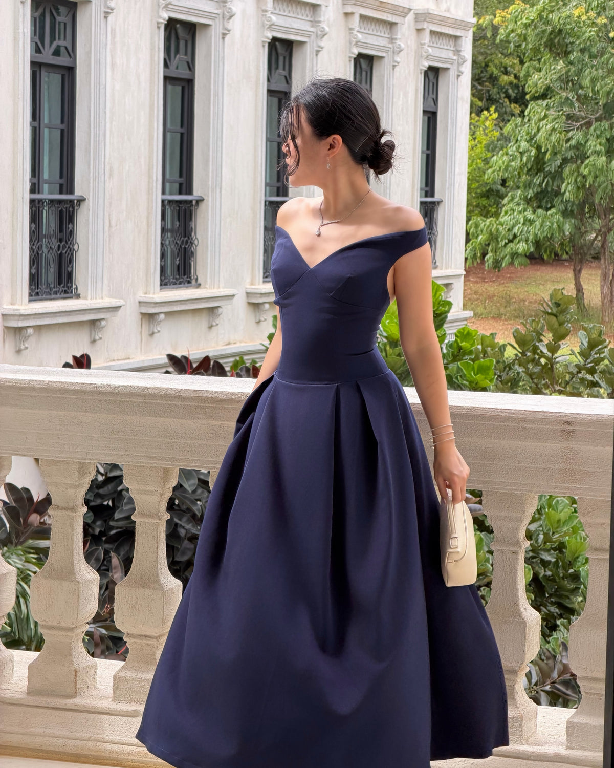 Claudia maxi dress in navy 🤍#rvclaudiamaxidress