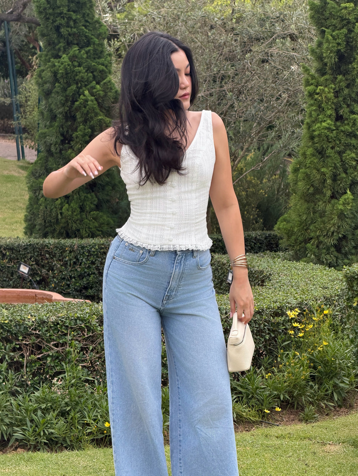 This and do not disturb on 🌙Fit details ✨〰️Viva is wearing Rosette top and Rosette midi skirt in white floral〰️Ploy i...