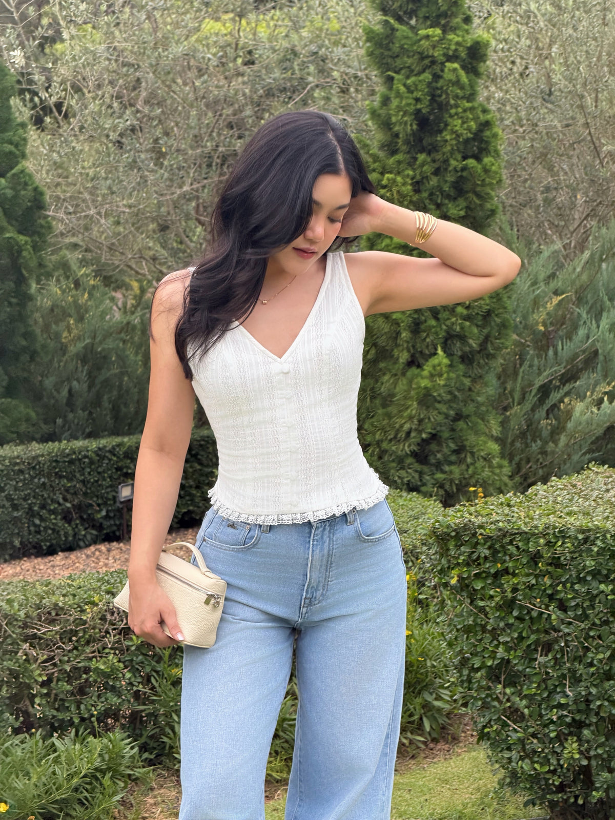 This and do not disturb on 🌙Fit details ✨〰️Viva is wearing Rosette top and Rosette midi skirt in white floral〰️Ploy i...