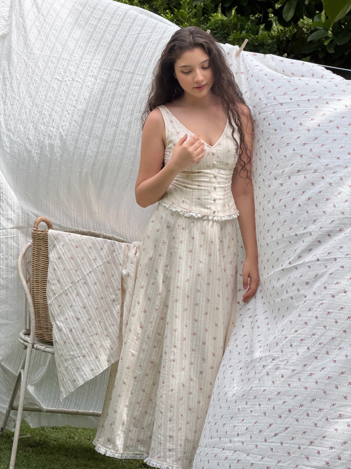 The Rosette Set 🌸 Lightweight cotton, effortless femininity, and endless summer days.🧺 Rosette set〰️ Price: Top 2,790...