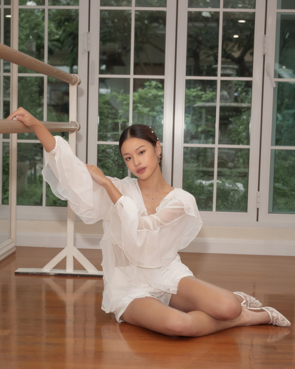 Reverie Ruffle blouse in white 🤍🦢#rvessentialsreverieruffleblouse