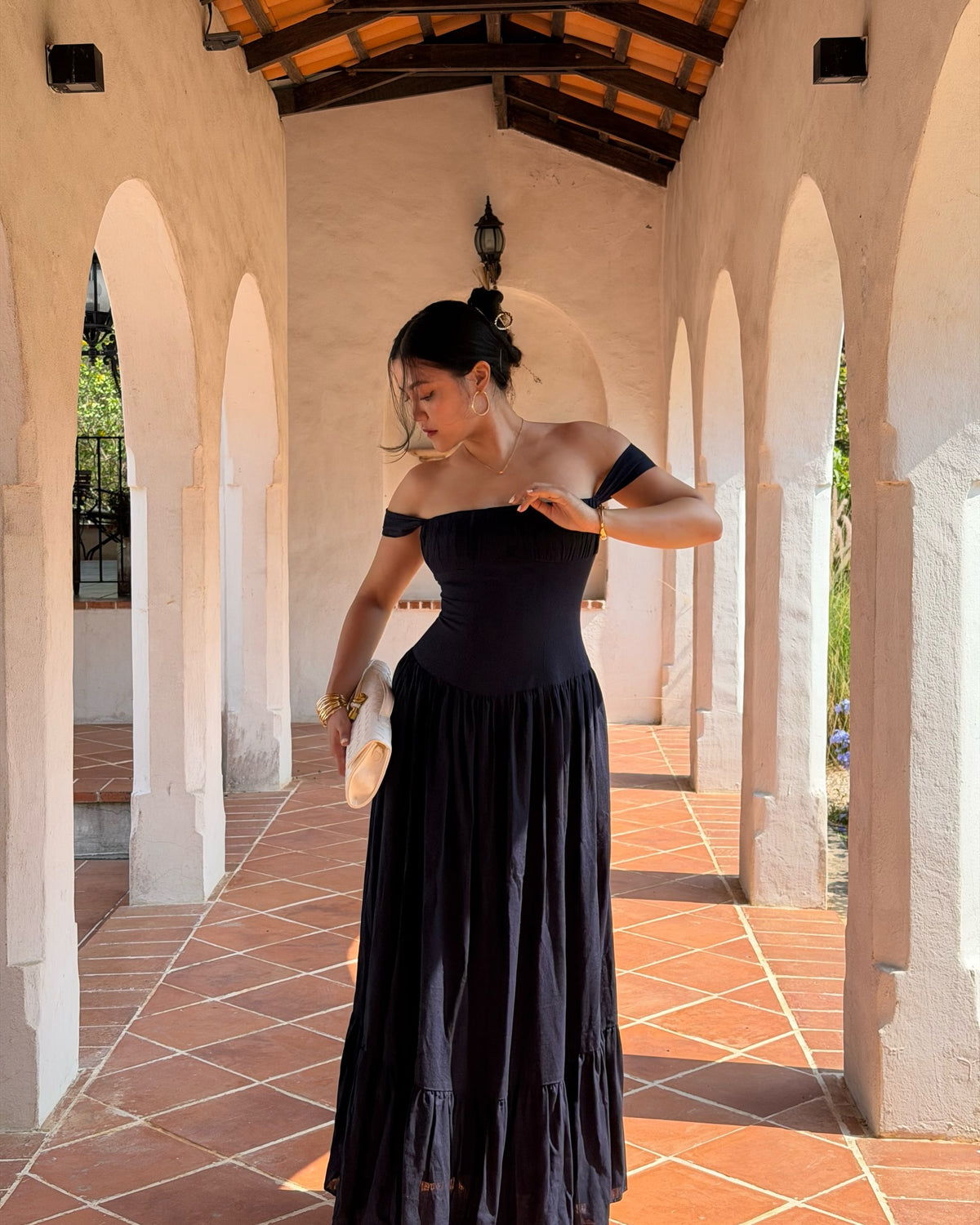 The Sicily cotton linen maxi dress , now in navy. 💙#rvsicilycottonlinenmaxidress