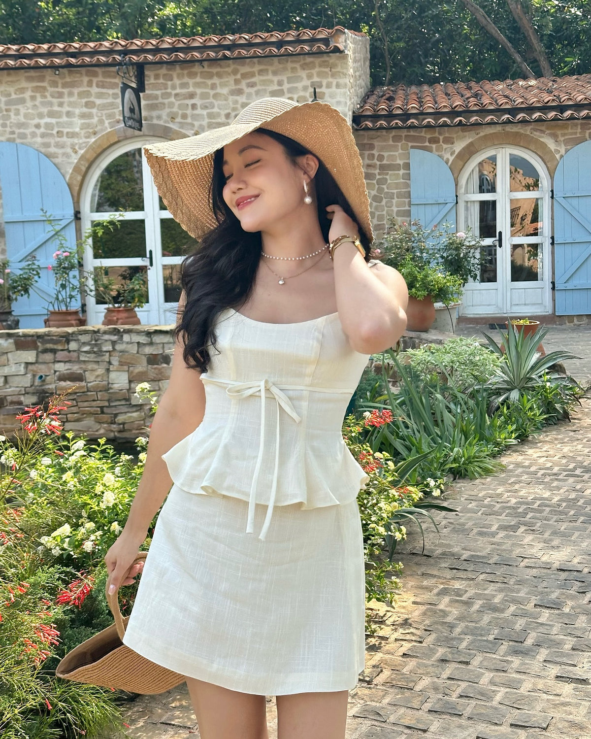 Amélie set in Vanilla 🍦〰️ Amélie top 1,890.-〰️ Amélie skirt 1,590.-#rvamelietop #rvamelieskirt